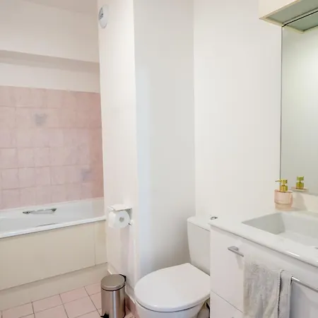 Apartment En Centre-ville D'antony